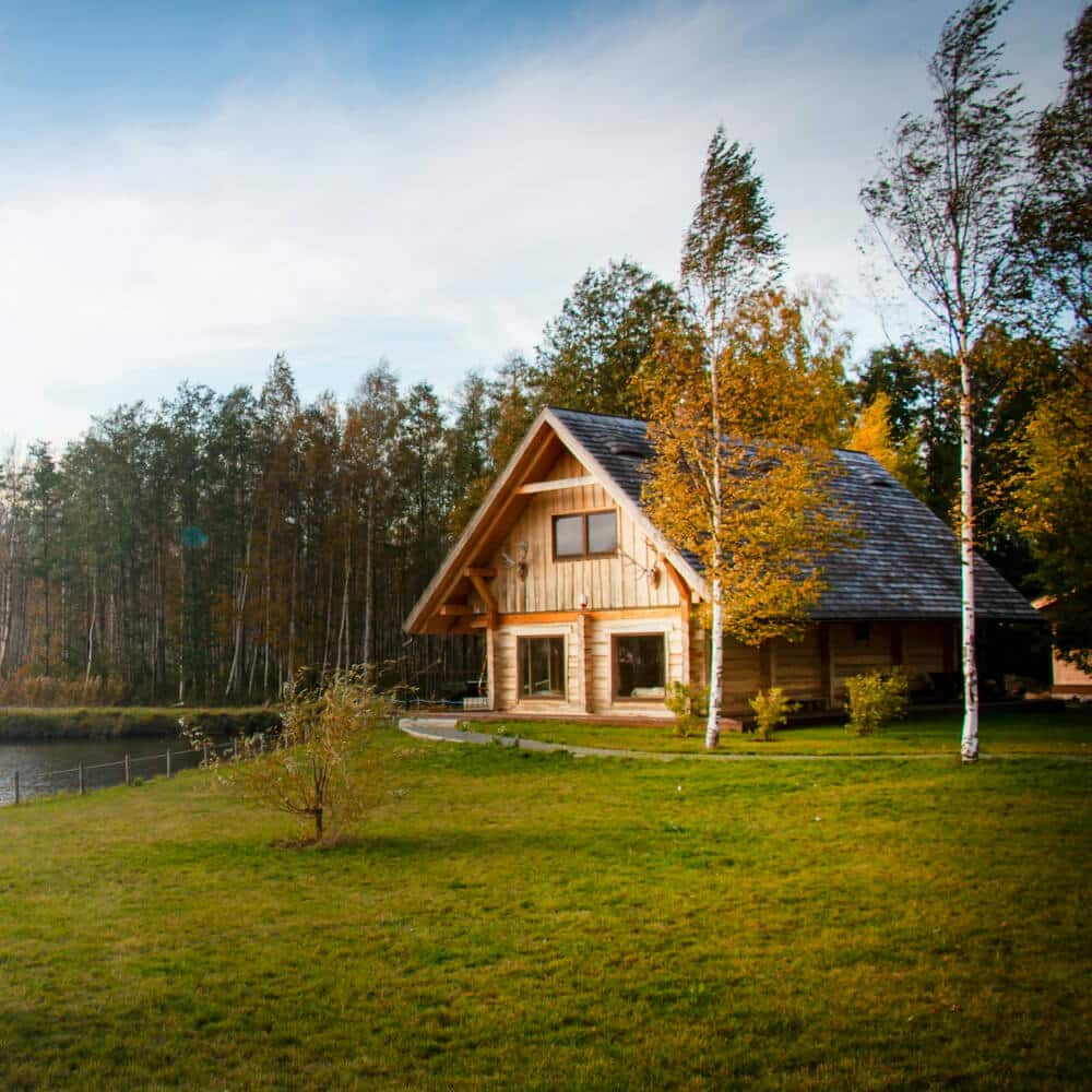Paras mökkilaina löytyy kilpailuttamalla