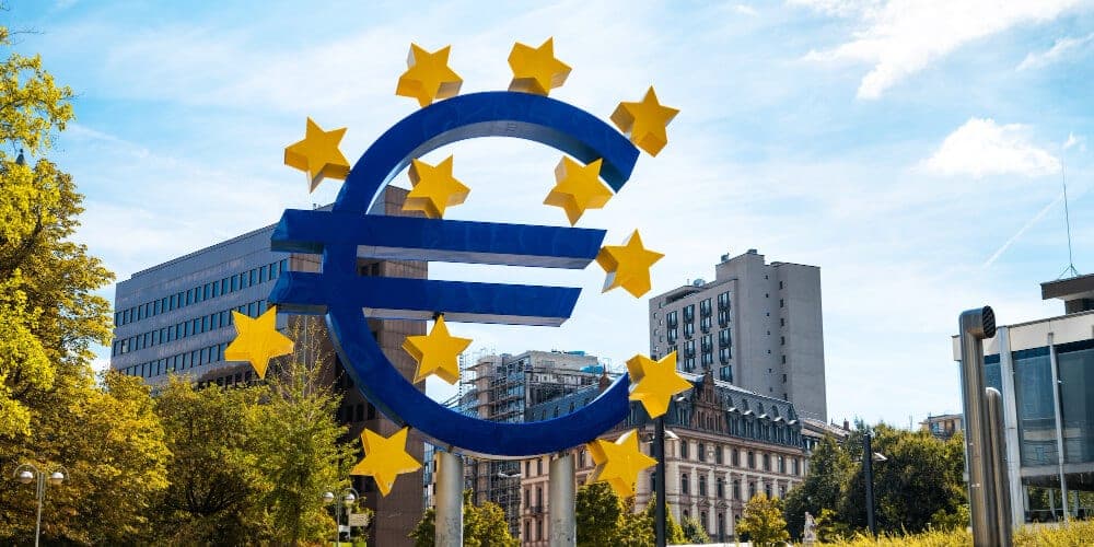 Euribor-korot: 3 kk, 6 kk vai 12 kk? Mista pankista edullisin laina Euronder